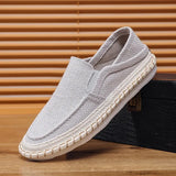 Kesäiset slip-on kengät